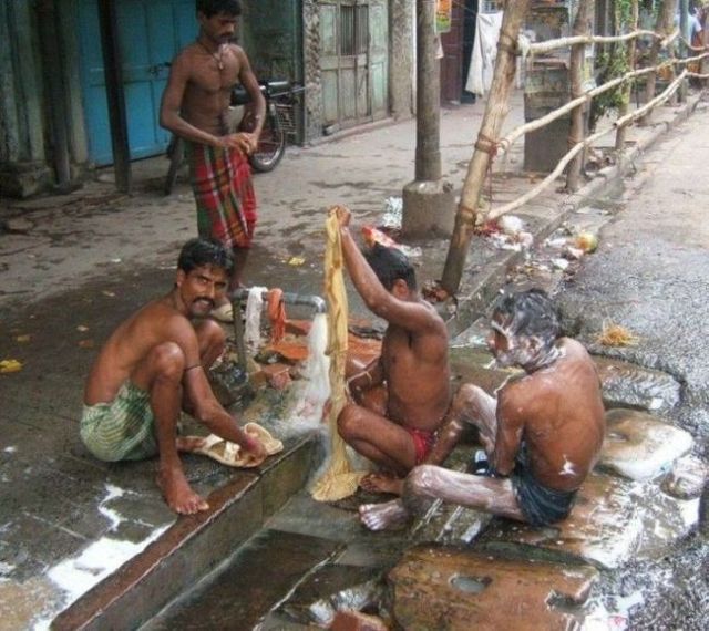 Only in India (72 pics)