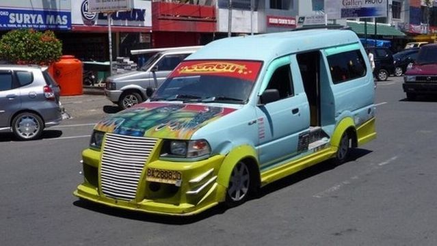 Transport in Indonesia (28 pics)
