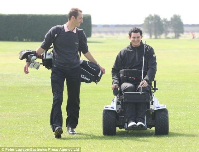 The £10,000 machine which allows paralysed golfer to keep on swinging (3 pics)