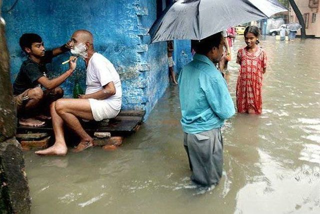 Flooding is not a reason to be upset ;) (36 photos)