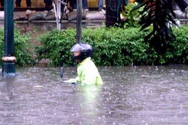Flooding is not a reason to be upset ;) (36 photos)