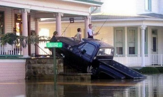 Flooding is not a reason to be upset ;) (36 photos)