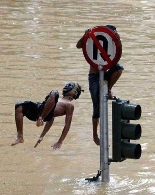 Flooding is not a reason to be upset ;) (36 photos)