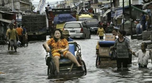Flooding is not a reason to be upset ;) (36 photos)