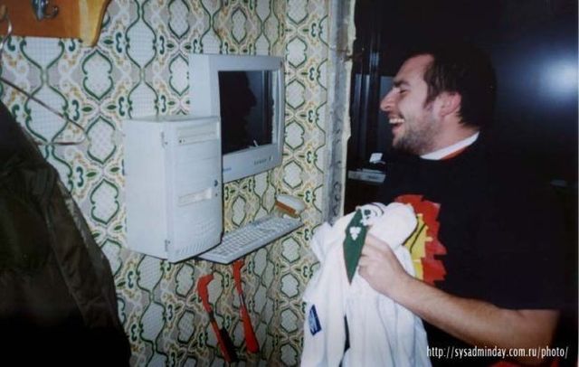 The victims of the World Wide Web (42 photos)