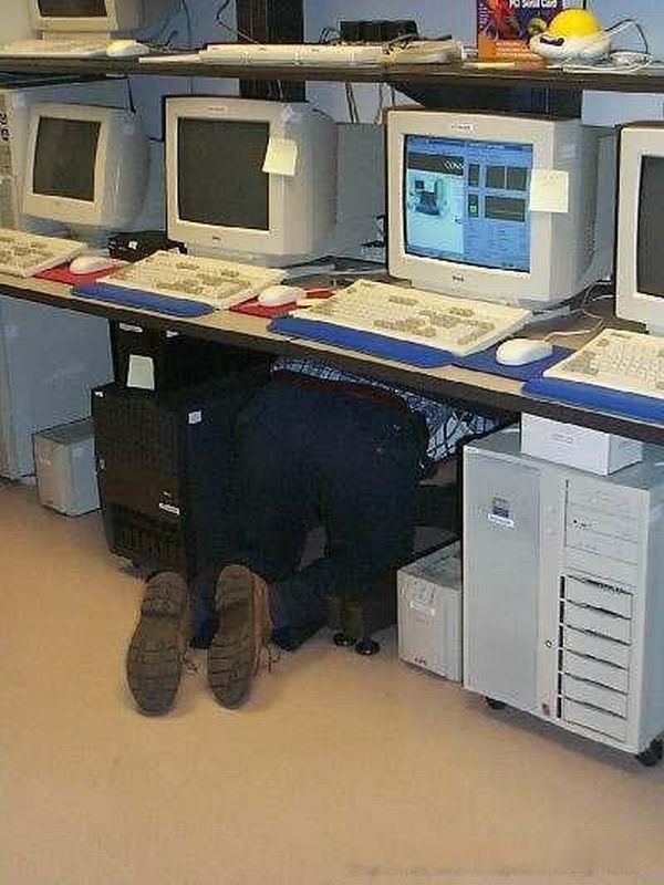 The victims of the World Wide Web (42 photos)