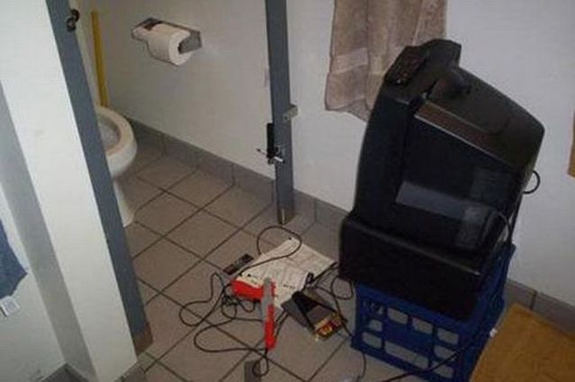 The victims of the World Wide Web (42 photos)