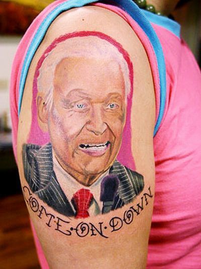 Series of the most WTF tattoos ;)  (60 photos)