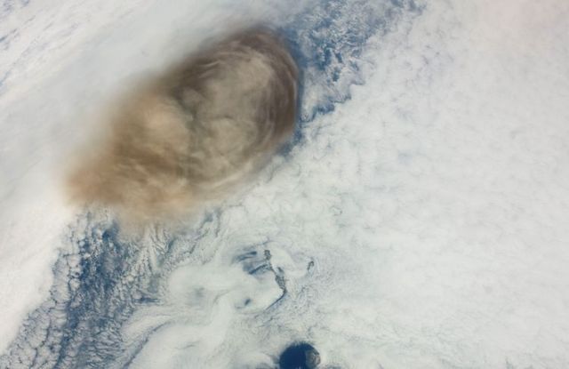 Beautiful pictures taken from the International Space Station (34 pics)