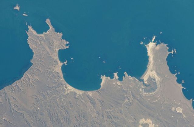 Beautiful pictures taken from the International Space Station (34 pics)