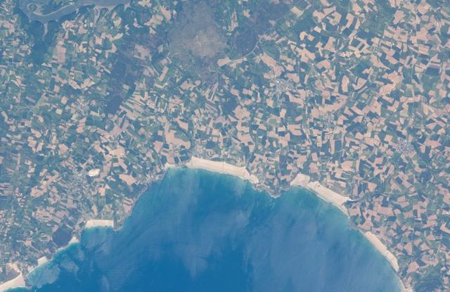 Beautiful pictures taken from the International Space Station (34 pics)