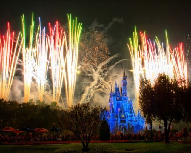 The most beautiful fireworks (35 pics)