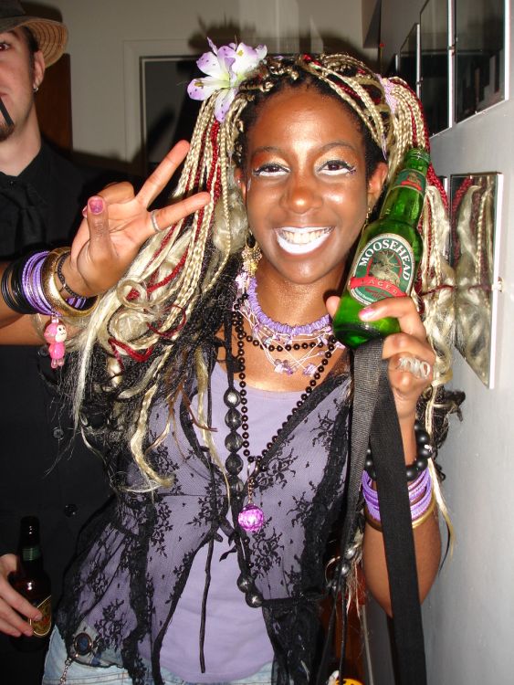 Ganguro is going West! (48 pics+2 videos)
