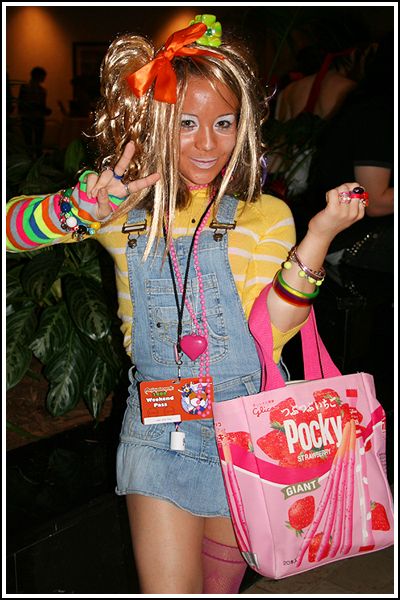 Ganguro is going West! (48 pics+2 videos)