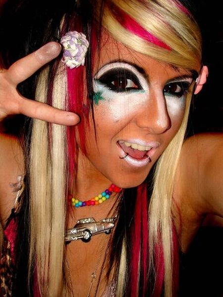 Ganguro is going West! (48 pics+2 videos)
