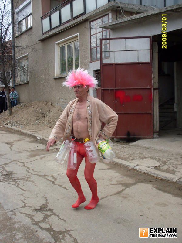 Random pictures that make no sense. Part 2 (61 pics)