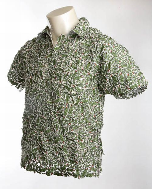 Clothes of a Lacoste brand fan (6 pics)