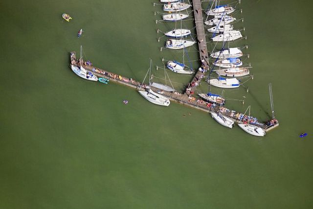Beautiful photos taken from the sky (81 pics)
