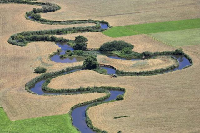 Beautiful photos taken from the sky (81 pics)