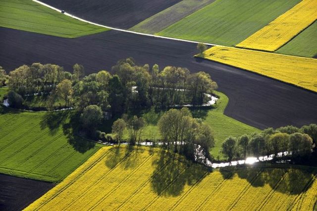 Beautiful photos taken from the sky (81 pics)