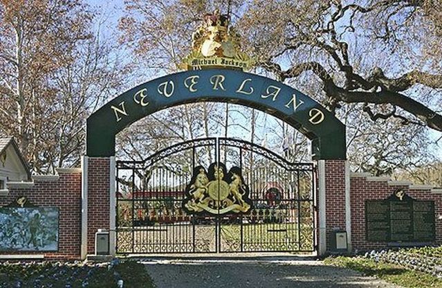 Neverland Ranch - the former home of Michael Jackson (61 pics)
