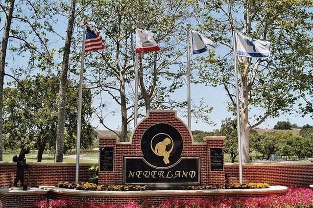 Neverland Ranch - the former home of Michael Jackson (61 pics)