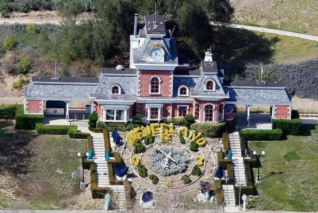 Neverland Ranch - the former home of Michael Jackson (61 pics)