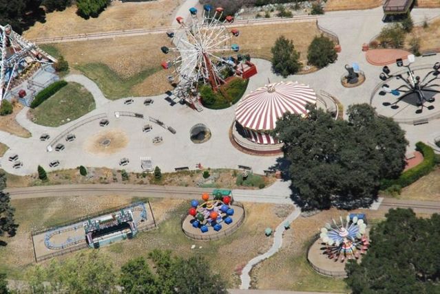 Neverland Ranch - the former home of Michael Jackson (61 pics)