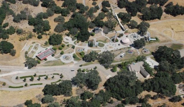 Neverland Ranch - the former home of Michael Jackson (61 pics)