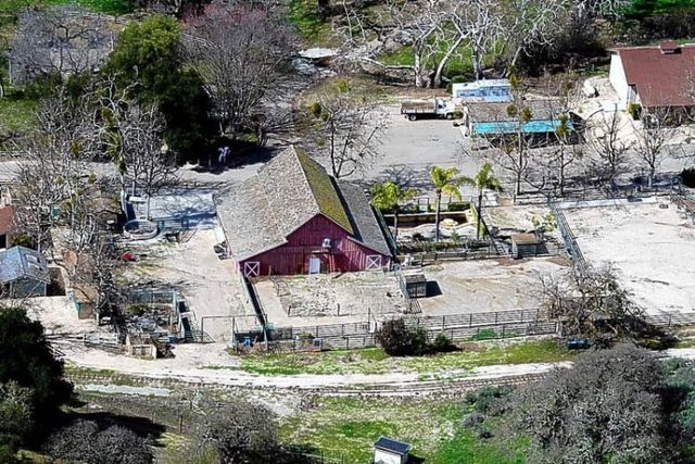 Neverland Ranch - the former home of Michael Jackson (61 pics)