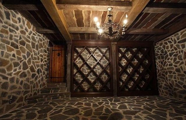 Neverland Ranch - the former home of Michael Jackson (61 pics)