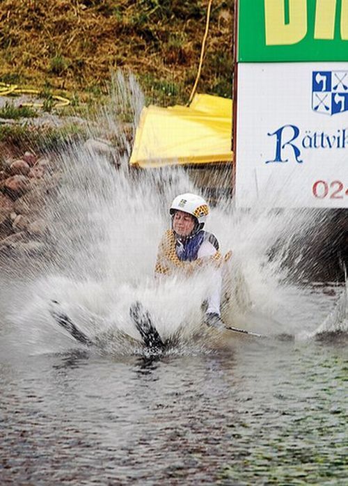 About water with humor (41 pics)