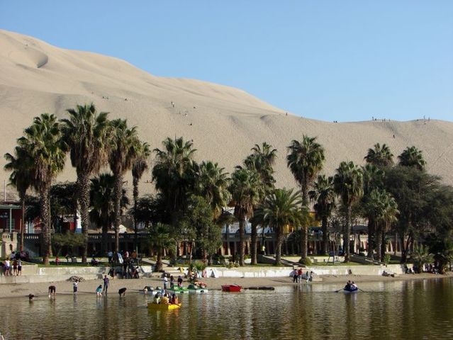 Huacachina - another great destination for summer vacations (38 pics)