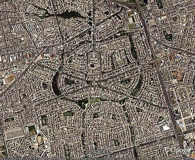 Unusual views in Google Maps (50 pics)