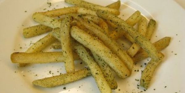 McDonald's menu depending on location (43 pics)