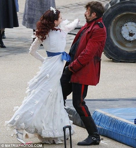 When actresses punch actors! (5 pics)