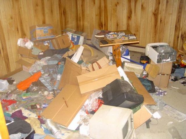 Dirty apartment (30 pics)