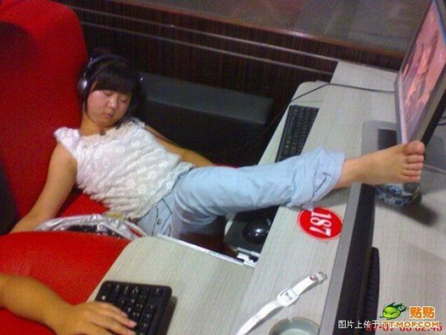 Chinese Internet cafes (34 pics)