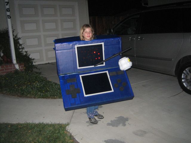 Selection of fun video game console costumes (33 pics)