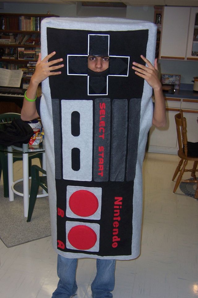 Selection of fun video game console costumes (33 pics)