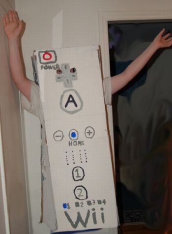 Selection of fun video game console costumes (33 pics)