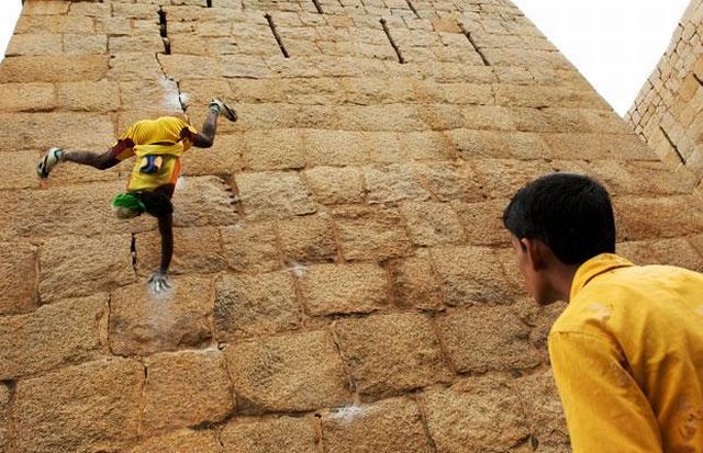 Indian Spiderman (22 pics)