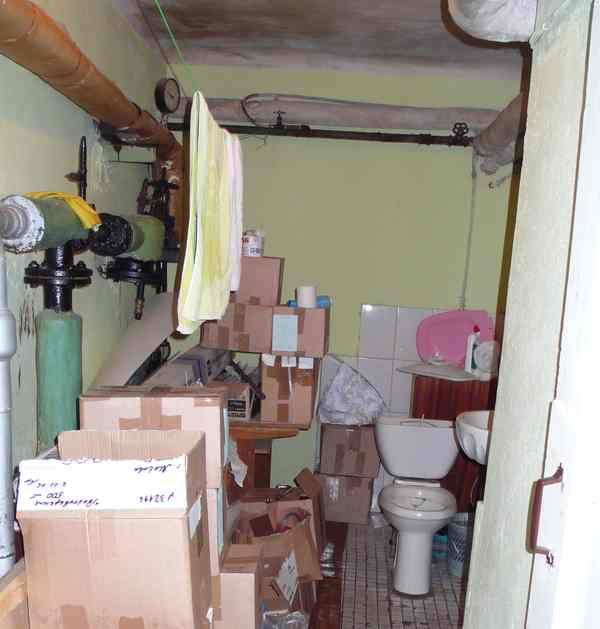Toilets can be different (103 pics)
