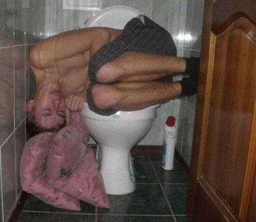 Toilets can be different (103 pics)