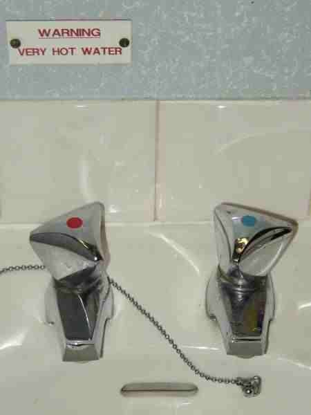 Toilets can be different (103 pics)