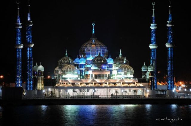 Impressive and beautiful mosques (47 pics)