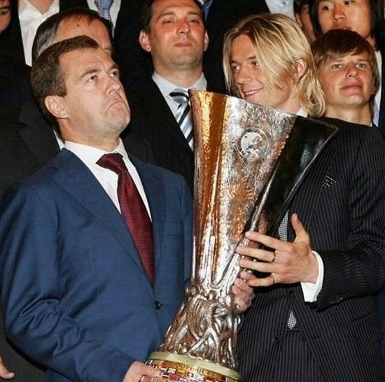 Politics is a delicate thing. Part 2 (75 pics)