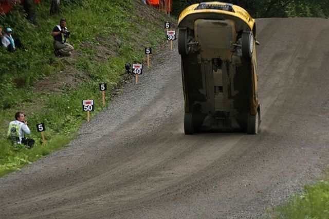 Spectacular jump at the Neste Oil Rally Finland (15 pics)