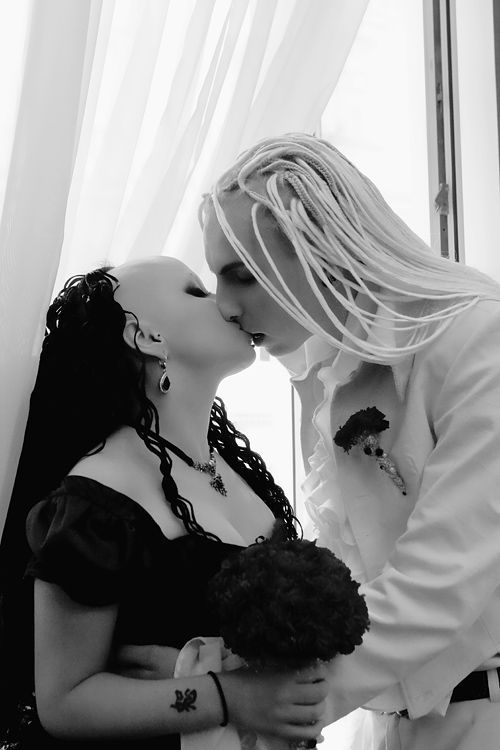 Goth wedding (33 pics)