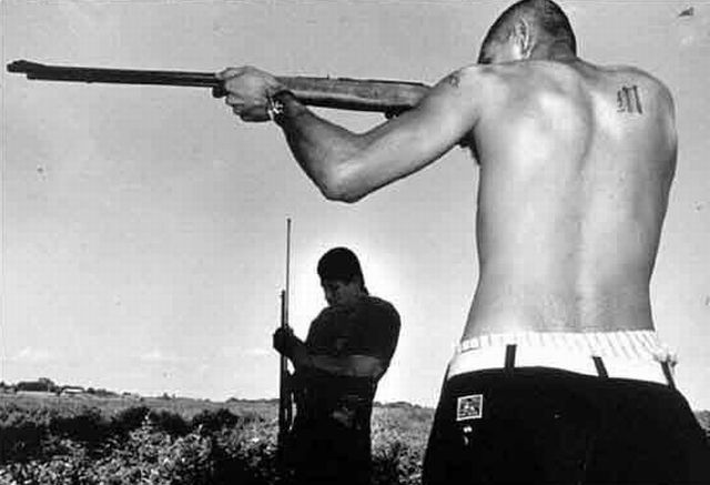 Beautiful black and white photographs of youth involved in gangs by Donna De Cesare (27 pics)